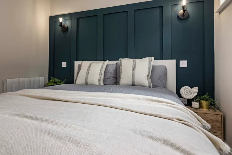 Luxury 1 Bedroom Apartment // 2026/7 - Image 3